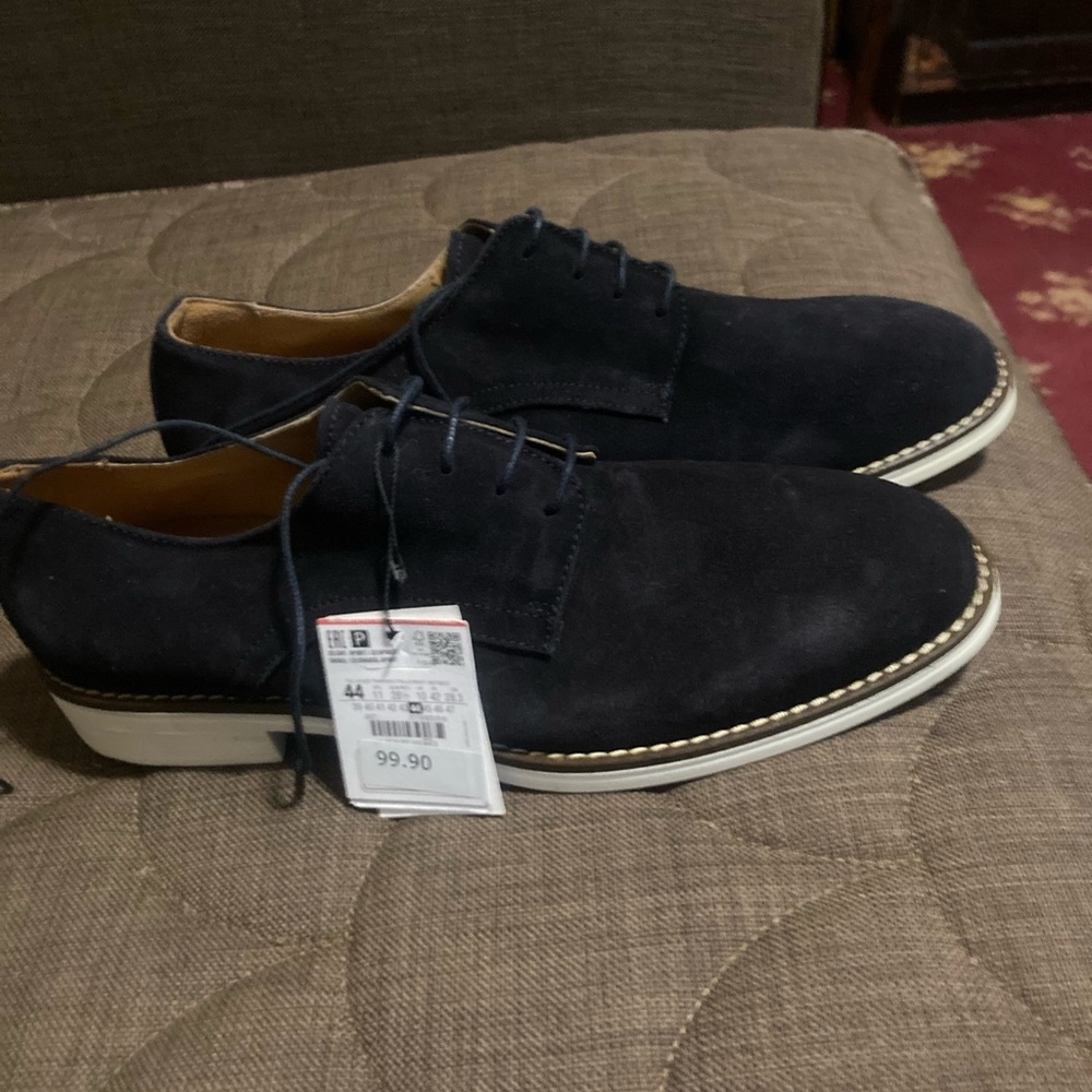 Brand new Zara derby dress shoes navy blue suede size11